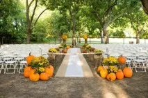 Креативний весільний декор гарбузами - TopWedding topwedding