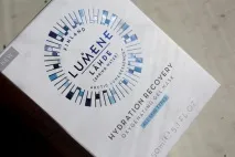 Lumene Lahde Hydration Recovery Oxygenating Gel mask, Elia Chaba lumene