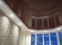 Натяжні стелі у кімнаті кімнаті
