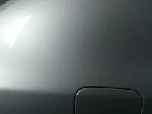 Незрозуміла пляма під лаком незрозуміла