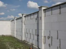 Особливості парканів з піноблоків парканів