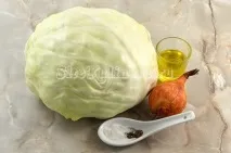 Плацинди з капустою на сковороді. капустою