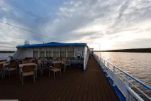 Річковий круїз теплохід