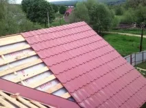 Тече дах із профнастилу -що робити, якщо протікає дах із профнастилу біля труби біля