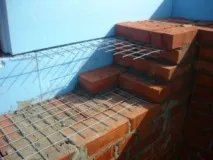 Вертикальний пристрій стіни пристрій