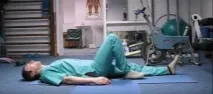 Хірург відмовив дядька від операції, порадивши робити ці вправи дядька