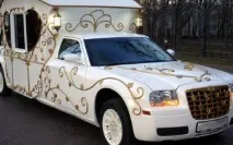 Який автомобіль вибрати для весілля який