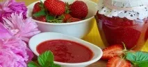 Полуниця з цукром - рецепти протертої, замороженої, ягоди у власному соку та варення полуниця