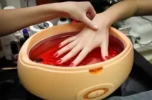 Чи можна використовувати парафін кілька разів секрети догляду за руками. використовувати