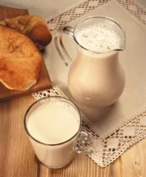молока