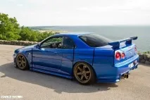 Відмінність розмірів Купе від Седана Skyline r34 купе