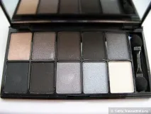 eyeshadow