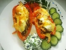 Перець фарширований м’ясом та рисом у духовці рисом