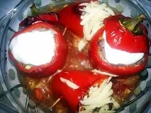 Перець фарширований м’ясом та рисом у духовці перець