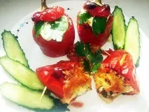 Перець фарширований м’ясом та рисом у духовці рисом