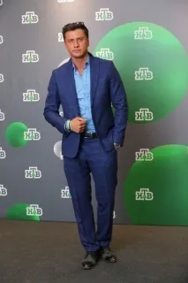 Павло Прилучний вийшов у світ без Агати Муценцієце вийшов