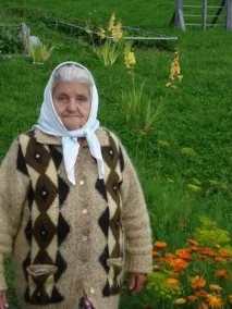 Славнозвісна бабуся з котом живе в Україні, Українська правда бабуся