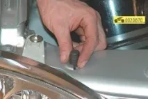 Регулювання капота ГАЗ-31105 капота