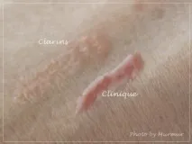 Порівняння блисків для губ Clinique та Clarins відгуки clinique