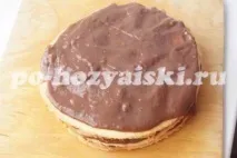 Торт з пісочного тіста з шоколадним кремом. шоколадним
