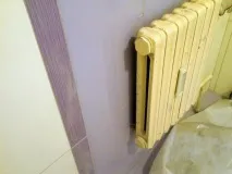 Укладання плитки за батареєю у ванній кімнаті, Зроби Сам на ванній