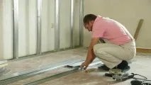 Вирівнювання стін гіпсокартоном - порядок робіт вирівнювання