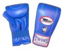Вибираємо рукавички, one world one muay thai рукавички