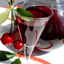 Вишня на самогоні класичний рецепт приготування класичний