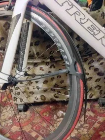 Доробка та встановлення переднього крила CRUD ROADRACER MKII - Байк за півціни крила