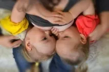 Грудне вигодовування тандемом годувати не можна відлучити вигодовування