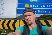 Як подорожувати без грошей світом одному або в компанії однодумців однодумців