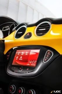 Як працює система IntelliLink в Opel Adam, Autogeek працює
