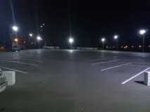 Висвітлення паркування торгового центру, що потрібно врахувати торгового