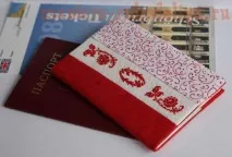 Майстер-клас з оформлення вишивки Одягаємо паспорт оформлення