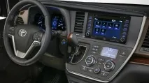 Мінівен Toyota Sienna оновлено у стилі Хайлендера оновлено