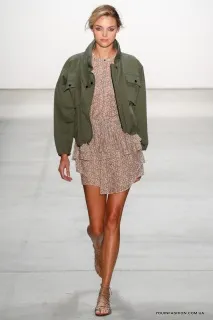 Модні бомбери 2017 фото останніх новинок з подіумів, You in Fashion модні