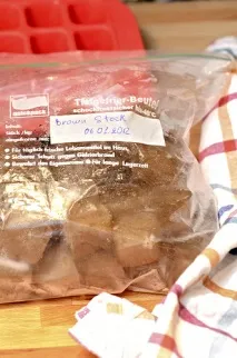 Про бульйони та бульйонні кубики бульйон
