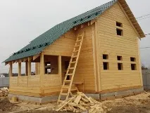 Основні помилки при будівництві будинку з бруса будівництві