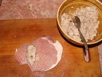 Пальчики зі свинини із салом пальчики