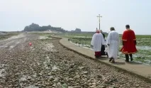 Паломництво - це подорож до святих місць історія та сучасність подорож