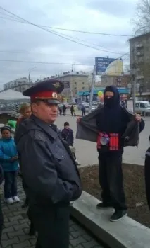 Тато, а що таке некомпетентність та байдужість Смішні Анекдоти Історії Цитати Афоризми Вірші таке
