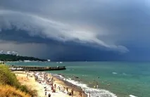 Чому влітку після дощу вода в морі стає теплішою, ТОВ - Азовкор - спортивне обладнання влітку