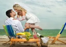 Пляжні весільні сукні весільні