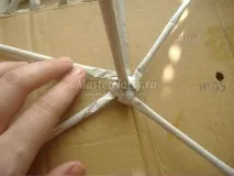 Вироби з газетних трубочок палички