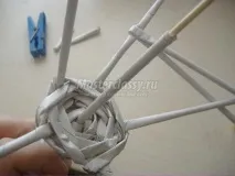 Вироби з газетних трубочок палички
