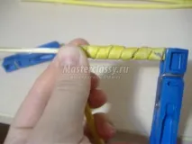 Вироби з газетних трубочок палички