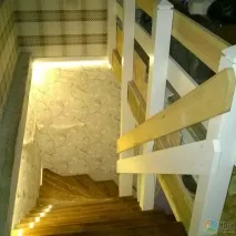 Підлога з натурального дерева натурального