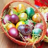 Вітання з Великоднем бабусі у віршах смс великоднем