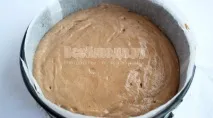 Святковий торт з грильяжем і карамельним кремом своїми руками. грильяжем