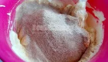 Святковий торт з грильяжем і карамельним кремом своїми руками. кремом